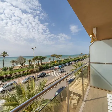 Homeholidaysrentals Noelani- Costa Barcelona Apartment *