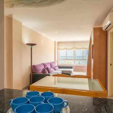Homeholidaysrentals Noelani- Costa Barcelona Apartment Pineda de Mar